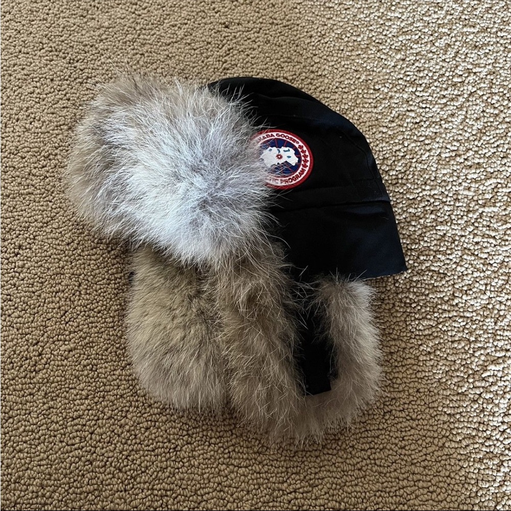 Canada Goose Black Hat with Fur Trim